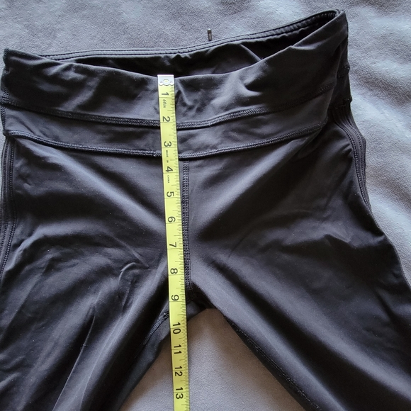 7/8 length lululemon running leggings - Picture 5 of 7